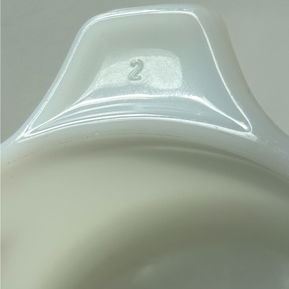 Vintage Pyr-o-Rey 10 ounce Mini Casserole Dishes set of 3 🤎🤍🤎 - Picture 10 of 13